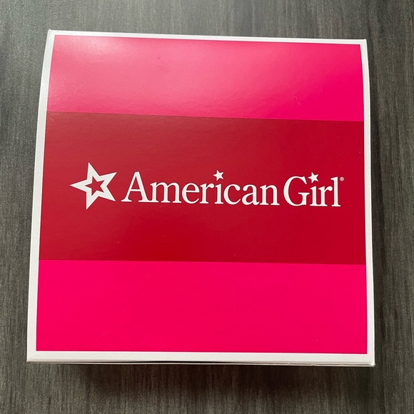 American Girl - Isabelle’s Performance Set - Picture 2 of 4